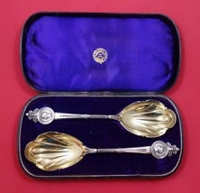 Medallion by Gorham Sterling Silver Berry Spoon Set 2pc Fluted in Original Box - £796.64 GBP