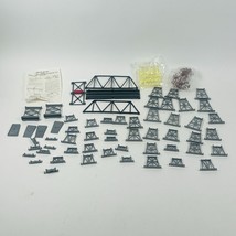 Bachmann Over &amp; Under Blinking Bridge With 50 Bridge Supports - $18.99