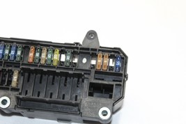2002-2005 BMW E65 745i 745Li TRUNK REAR FUSE BOX P6818 image 4