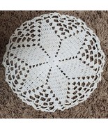Vintage Hand Crochet Beige Doily Star Pattern 7.5 Inch Scallop Edge - €7,81 EUR