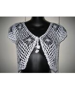 HANDCROCHETED FLOWER BEADED SHRUG TOP WHITE - $177.95 MXN