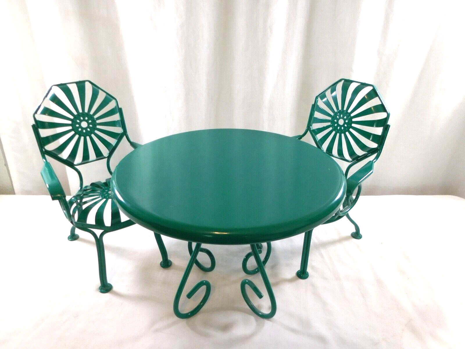 Primary image for American Girl Doll Kit’s Patio Bistro Set Green Metal Table + 2 Chair 2012