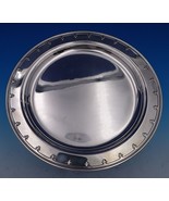 Saint Dunstan by Tiffany and Co Sterling Silver Serving Tray 12 3/8&quot; (#8... - $47,703.33 MXN