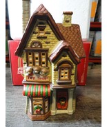 1995 DICKENS COLLECTIBLES TOWNE SERIES TOY SHOP CHRISTMAS PORCELAIN - €29,92 EUR