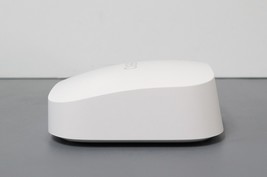 eero Pro 6E Tri-Band AXE5400 Wi-Fi 6E Mesh Router - White image 4
