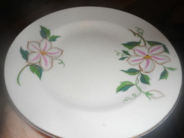 Knowles Pink &amp; White ALLIUM Flowers Green Vines Bread Salad Dish #50 10 - £7.85 GBP