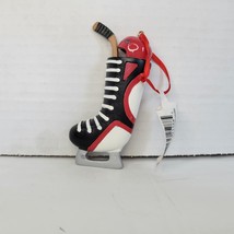 Hallmark Hockey skates #17 Keepsake Ornament - $244.36 MXN