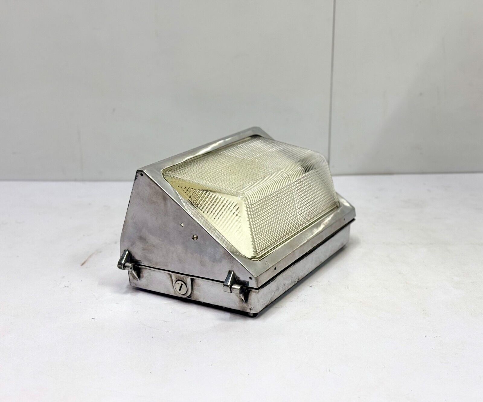Industrial Deco Marine Artefacts Outdoor Antique Wall Mount Bulkhead Light