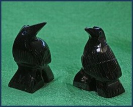 ONE (1) Peruvian Black Onyx Raven Carving Figurine Small H 1&quot; x W 1/2&quot; - $8.91