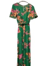 Flying Tomato Women&#39;s Size XS Jumpsuit V-Neck Short Sleeves Green/ Floral - £22.53 GBP