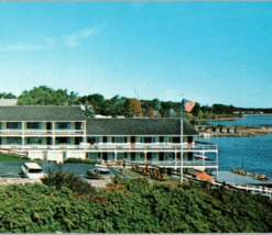 Vintage 1980s Sea Chambers Motor Lodge Ogunquit Maine Unposted Panorama Postcard - £10.18 GBP