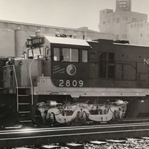 Northern Pacific Railway NP #2809 U28C Locomotive Photo Minneapolis MN 1966 - £7.08 GBP