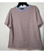 Peach T-shirt orange/blue size Small Urban Dazy - $4.00