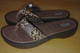Dr. Scholl&#39;s Ladies BROWN/LEOPARD Print Thong SANDALS-8M-BARELY WORN-NICE - £15.17 GBP