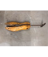 Antique George E. Belcher Shoe Cobbler Stretcher Wooden Cast Iron Stough... - $373.76 MXN