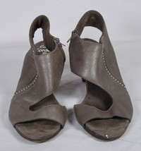 Calleen Cordero Katra Heel Gray Leather 6 Handmade in USA - $118.80