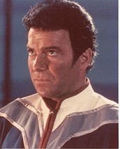 William Shatner Star Trek 8x10 Photo #V3961 - £6.18 GBP