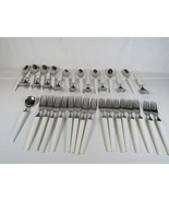35 Pieces Korea Stainless Forks Spoons White Plastic Handles Flatware - $561.27 MXN