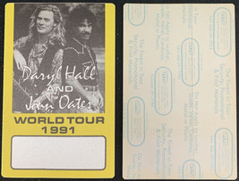 Hall and Oates OTTO Cloth Backstage Pass from the 1991 World Tour. - £2.39 GBP