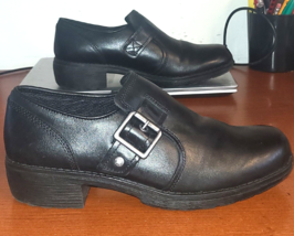 Eastland Shoes Open Road Women&#39;s 8M Black Slip-On Shoes Buckle Accent - £23.71 GBP