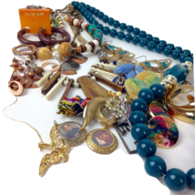 Costume Jewelry Lot Boho Mod Tribal mixed materials Vintage 31 pc - £15.50 GBP
