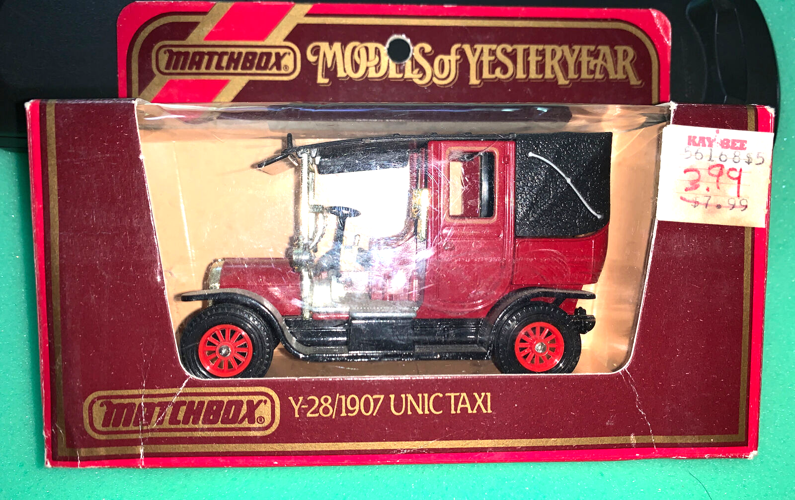 Matchbox Yesteryears Y-28 1907 Unic Taxi Blue 1:42 Diecast Car - $29.58