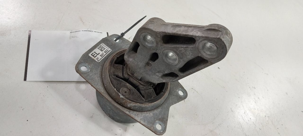 Cadillac SRX Engine Motor Mount Left Driver 2011 2012 2013 2014 - $89.79