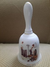 Vtg 6.5&quot; Norman Rockwell 1986 Porcelain Decor Bell Before the shot Scene White - £6.77 GBP