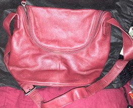 Maxx New York Women&#39;s Red Leather Adjustable Strap Zipper Shoulder Bag VTG 90s - £18.31 GBP