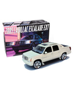 AMT 2005 Cadillac Escalade EXT 1:25 Scale Model Kit New in Box - £23.42 GBP