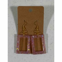 Handmade epoxy resin retro rectangular earrings - pink glitter holographic fleck - £6.30 GBP