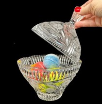 Cut Crystal Dish W Lid For Candy Vanity Storage Vintage RoundFrosted Flo... - $389.57 MXN