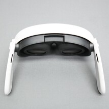 Meta Quest 3 128GB VR Headset Only - White READ image 7