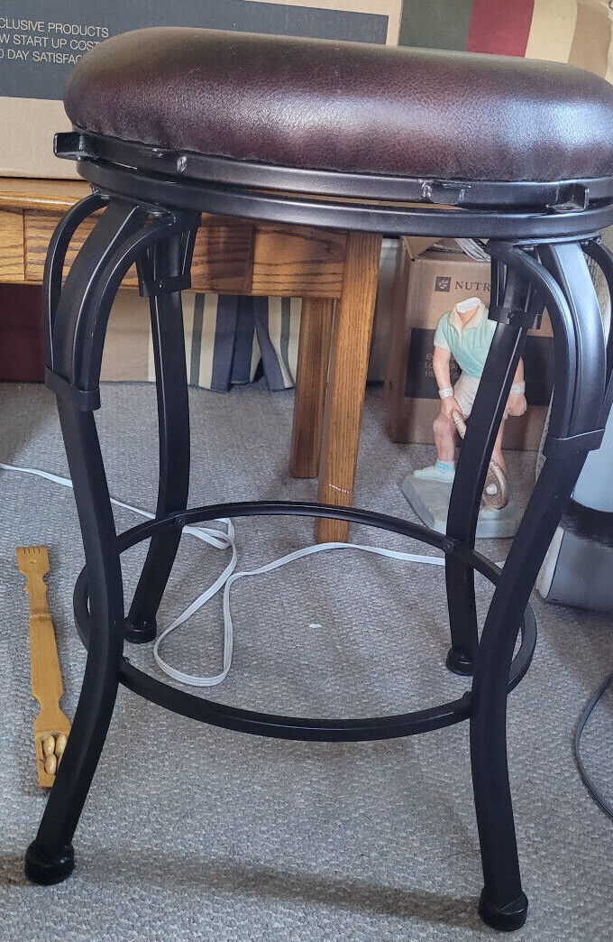 Metal Bar Stool Leather Seat Mising Black 26&quot; Tall 20&quot; Wide Plant Stand - $22.99