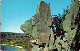 Tomahawk Rock At Devil&#39;s Lake Wisconsin State Park Postcard - £7.85 GBP