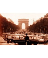 Vintage Photograph – Scenic View #20 Paris, France (1962) Art Poster 16&quot;... - $548.73 MXN