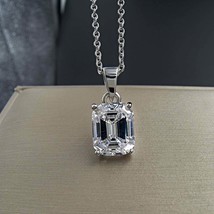 2Ct Corte Esmeralda VVS1/D Imitación Diamante Colgante En 14k Bañado Oro Blanco - £45.39 GBP