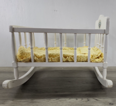 Vtg 1983 Cabbage Patch Kids Wooden Rocking Cradle with Pad &amp; Bedding - £38.66 GBP