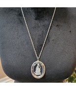 VTG Womens Silver Tone Avon Intaglio Pendant Goddess Diana Necklace with... - $490.07 MXN