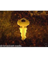 Orban Optimod 8100,8100ST,8100XT,8185,9000Am, 9100Am Front Panel Key - $176.89 MXN