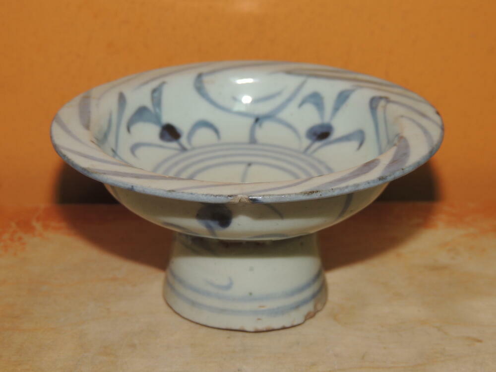 Chinese 4&quot; x 4&quot; Hand Painted Cup / Tazza Footed Round blue white flower ... - $26.99