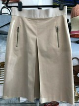 Akris Punto Tan/Khaki Pleated Skirt Sz 6 $440 - $172.16