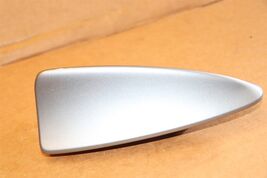 04-06 BMW X3 Roof Mounted Shark Fin Antenna GPS image 2
