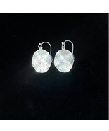 Vintage Nancy &amp; Rise Silver Scratch Pattern Disc Dangle Earrings - $16.83