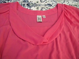 PRETTY Womens L Marc Bouwer PINK DRAPE NECK TOP Blouse Banded Bottom VAL... - £13.41 GBP