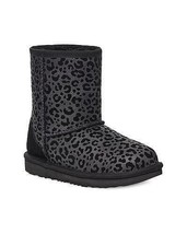 UGG Kids&#39; Classic II Glitter Leopard Boot 1112388K Black - £75.93 GBP