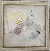 Vintage RETRO Handkerchiefs Hanky In Box 3 1950s Colors on White Embroid... - $21.78