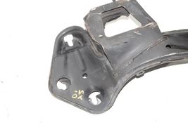 X5 e53 BMW  2001-2006 Crossmember Support Transmission 77307 image 5