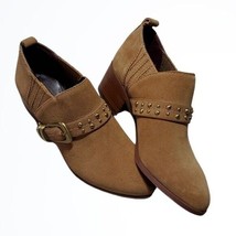 BCBGeneration Tan Beige Leather Heeled Booties w Gold Tone Details Size 6M - £29.61 GBP