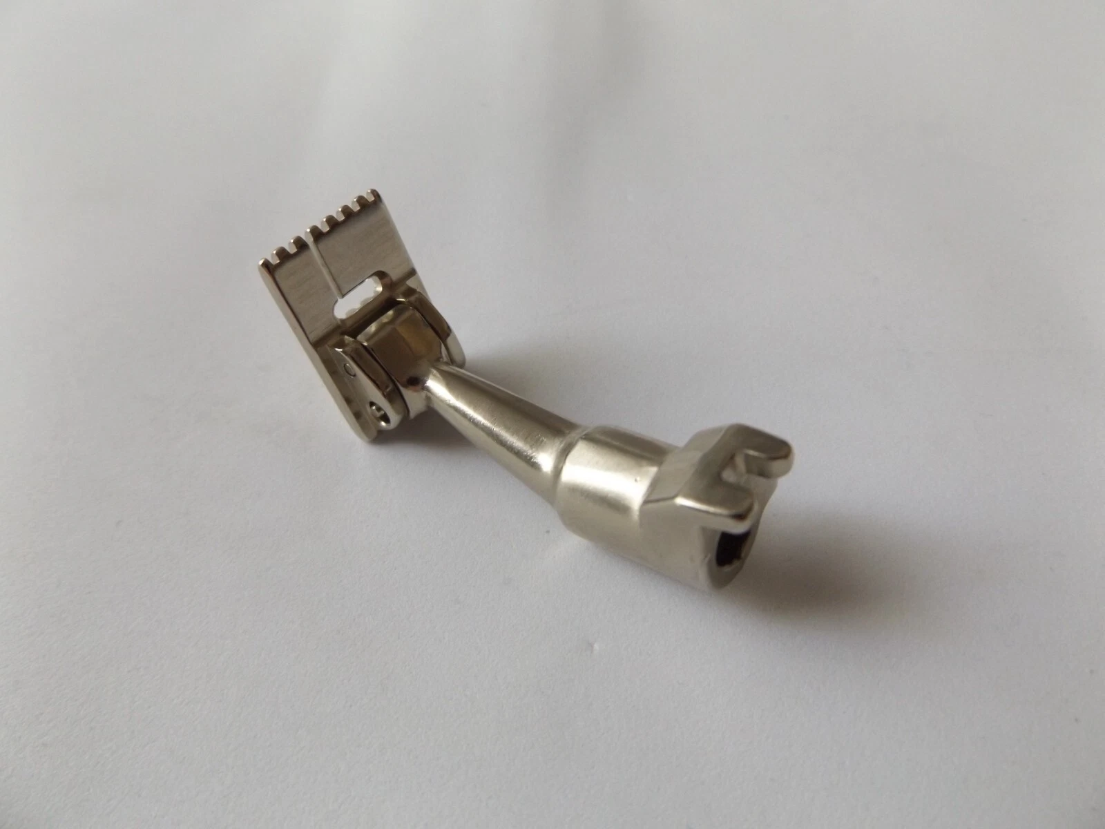 S l1600  4  thumb200